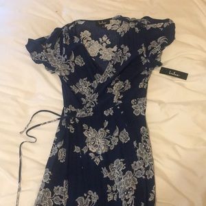 Lulus brand new floral wrap dress, tags on